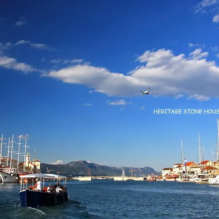 Heritage Stone House - Comfort, Terrace & Garden Trogir