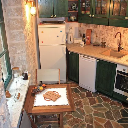 Apartamento Heritage Stone House - Comfort, Terrace & Garden Trogir